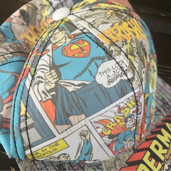 DC Comics Superman Vintage Baseball Cap Comic Strip Design (S 10) - Picture 7 of 10